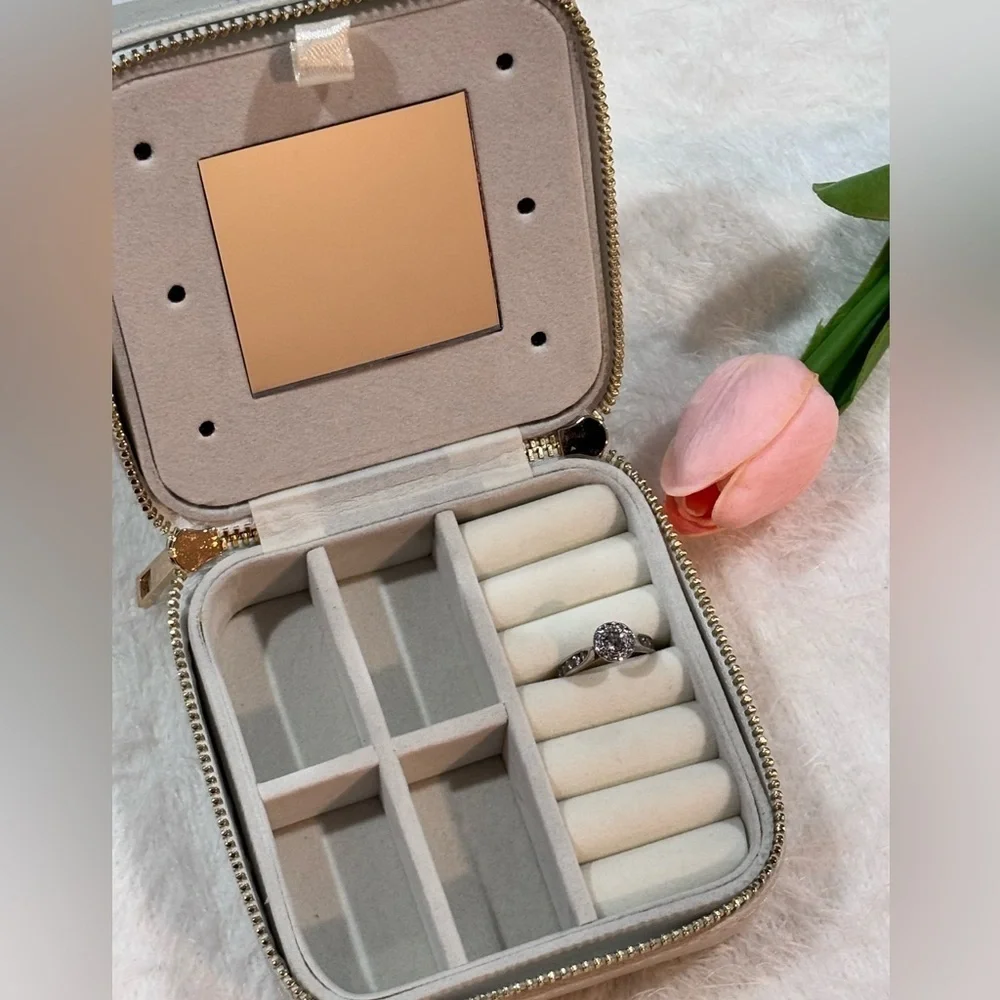 Travel Custom Portable Jewelry Storage Case – 